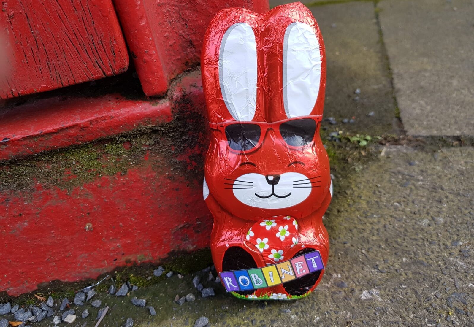 Osterrätsel RoBiNet, Foto: Ute Lesjak Roter Osterhase