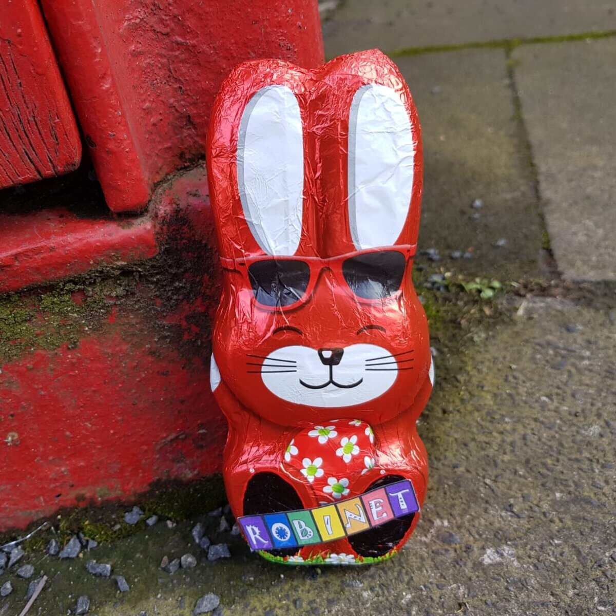 Osterrätsel RoBiNet, Foto: Ute Lesjak Roter Osterhase